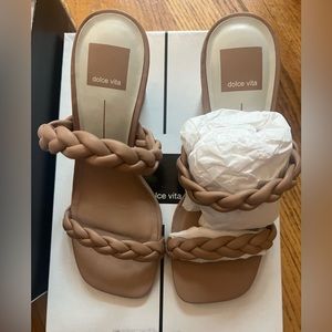 Brand new dolce vita Nairi Woven Cafe Stella